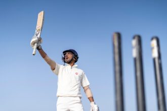 cricketer, athlete, cricket, sports, nature, playing field, sportswear, field, team sport, cricket, cricket, cricket, cricket, cricket-7015983.jpg